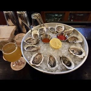 Meet your Posher, Constance